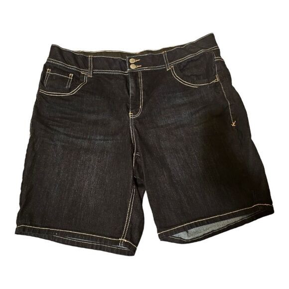 LANE BRYANT Tighter Tummy Bermuda Shorts Flex Waistband Dark Wash - Size 20 - Picture 1 of 9
